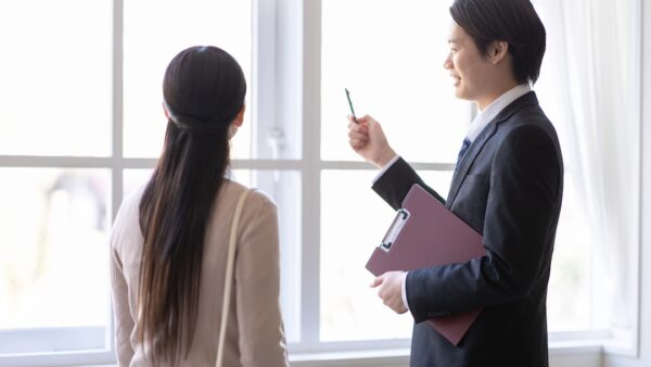 不動産会社や仲介業者がLLMO対策で集客を増やすには？ポータルサイト依存からの脱却と評判管理について解説